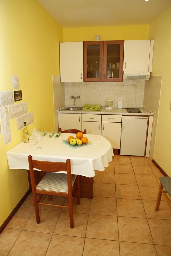 Apartment Lambasa Водице Екстер'єр фото